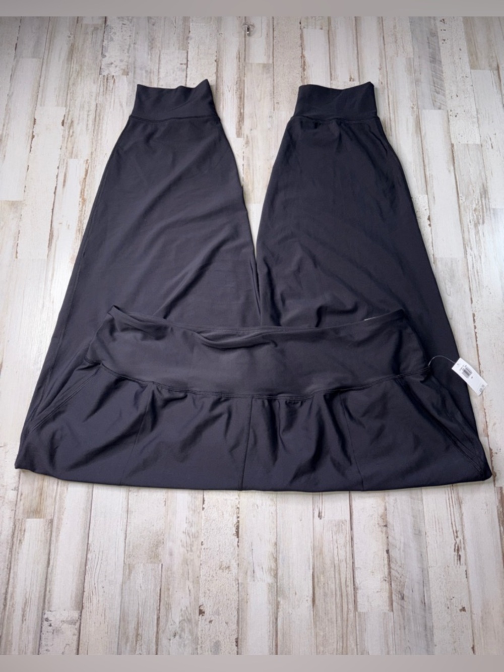 Old Navy Powersoft High Waisted 7/8 Joggers Sizd 3X NWT! - Picture 3 of 14